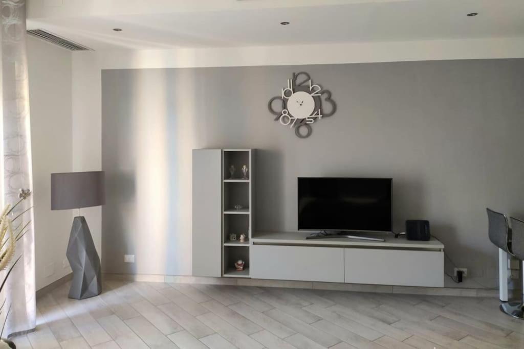 밀라노 Ampio Bilocale In Zona Porta Vittoria / Corso Lodi 아파트 외부 사진